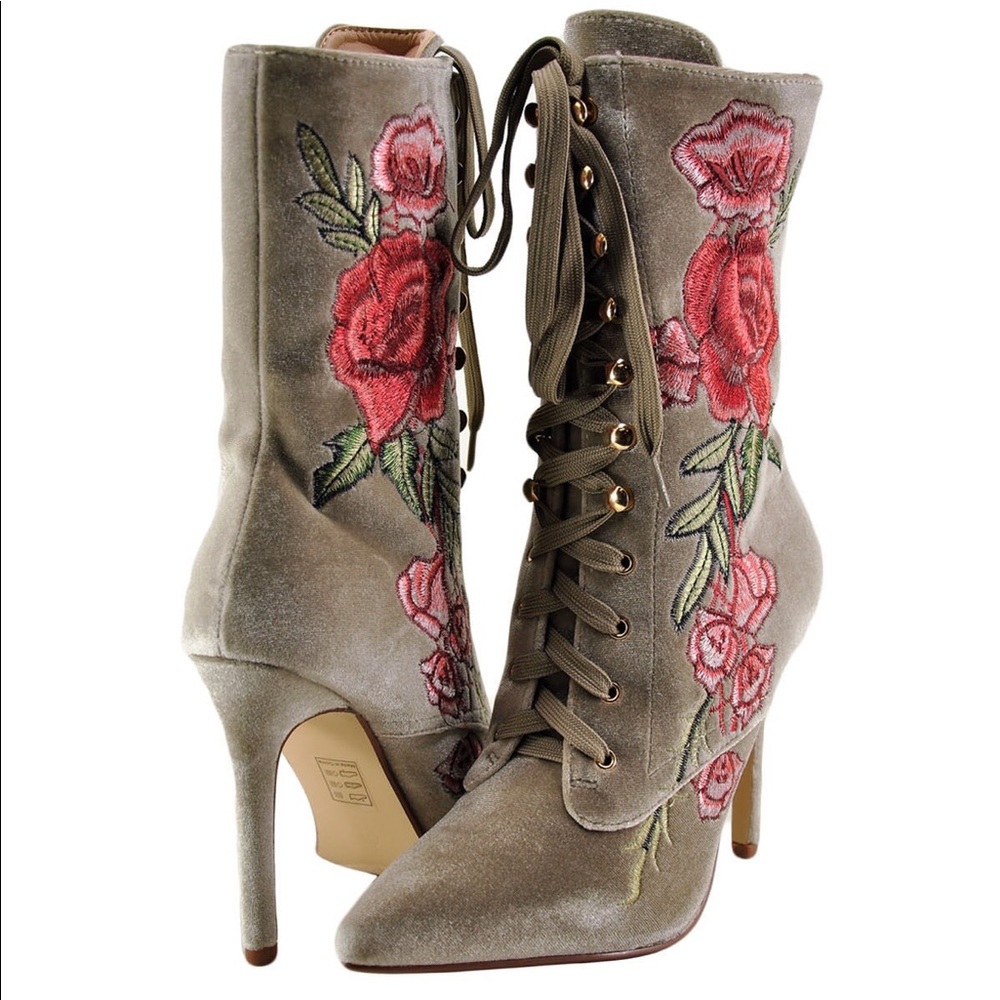 Velvet Nude Embroidered Heeled Lace Up Boots Mid Calf Size 10